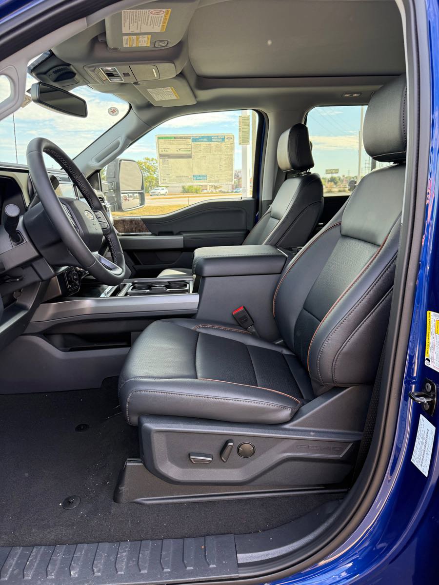 New 2026 Ford F350 Lariat w/ Black Appearance Package image 18