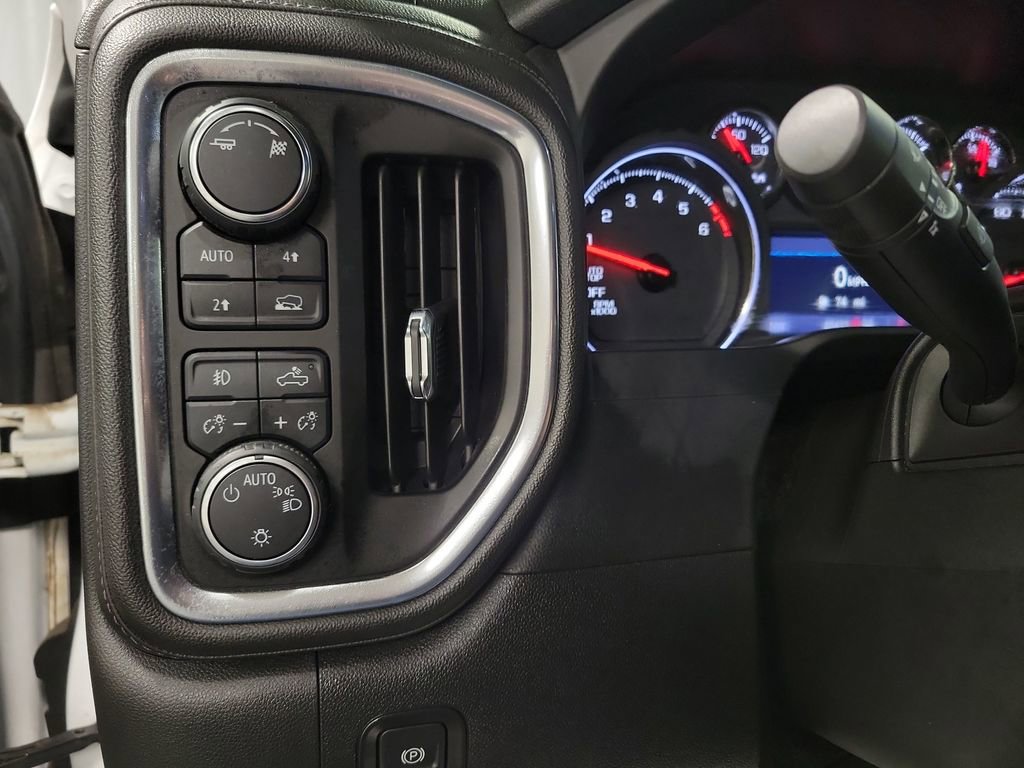 Used 2019 Chevrolet Silverado 1500 RST w/ Bed Protection Package image 20