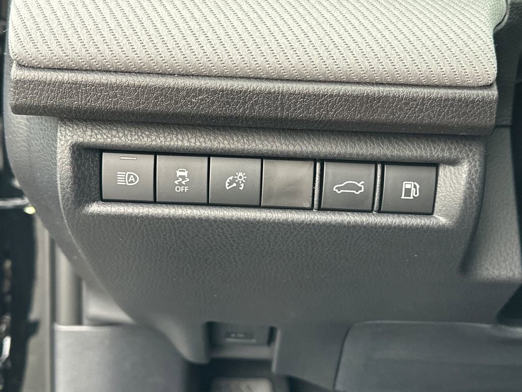 New 2026 Toyota Camry SE image 19