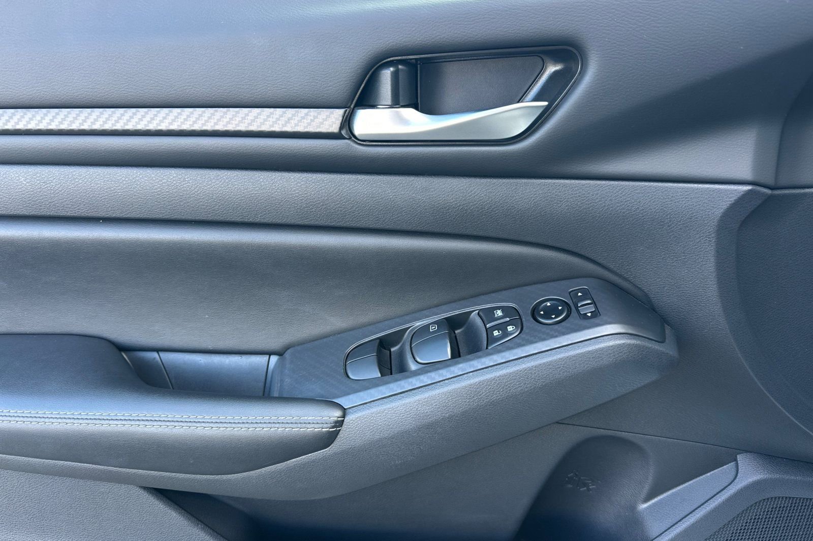 Certified 2025 Nissan Altima 2.5 SV image 11