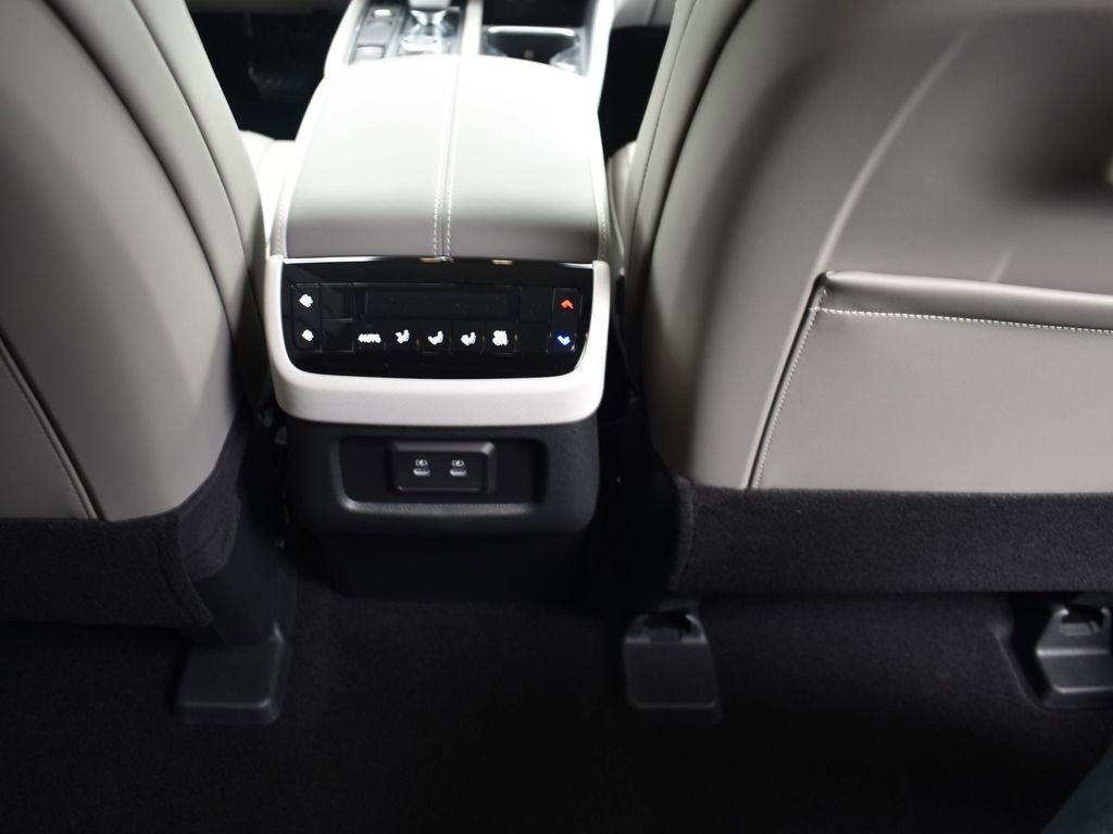 Certified 2026 INFINITI QX60 Pure w/ Cargo Package image 19