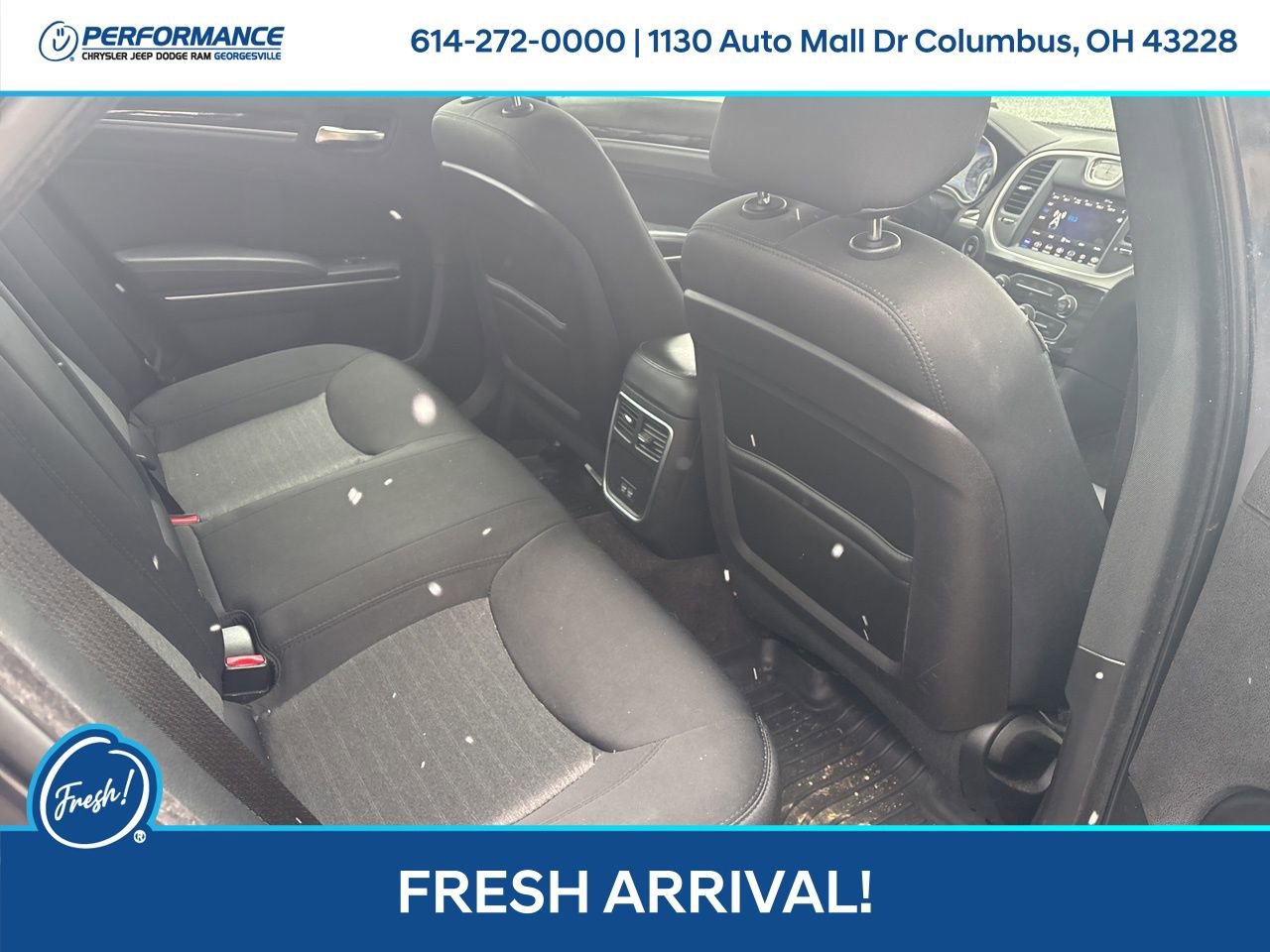 Used 2018 Chrysler 300 Touring w/ Sport Appearance Package image 15