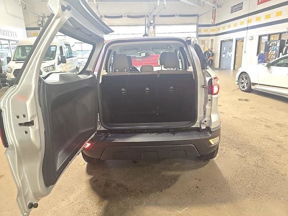 Used 2022 Ford EcoSport S image 24