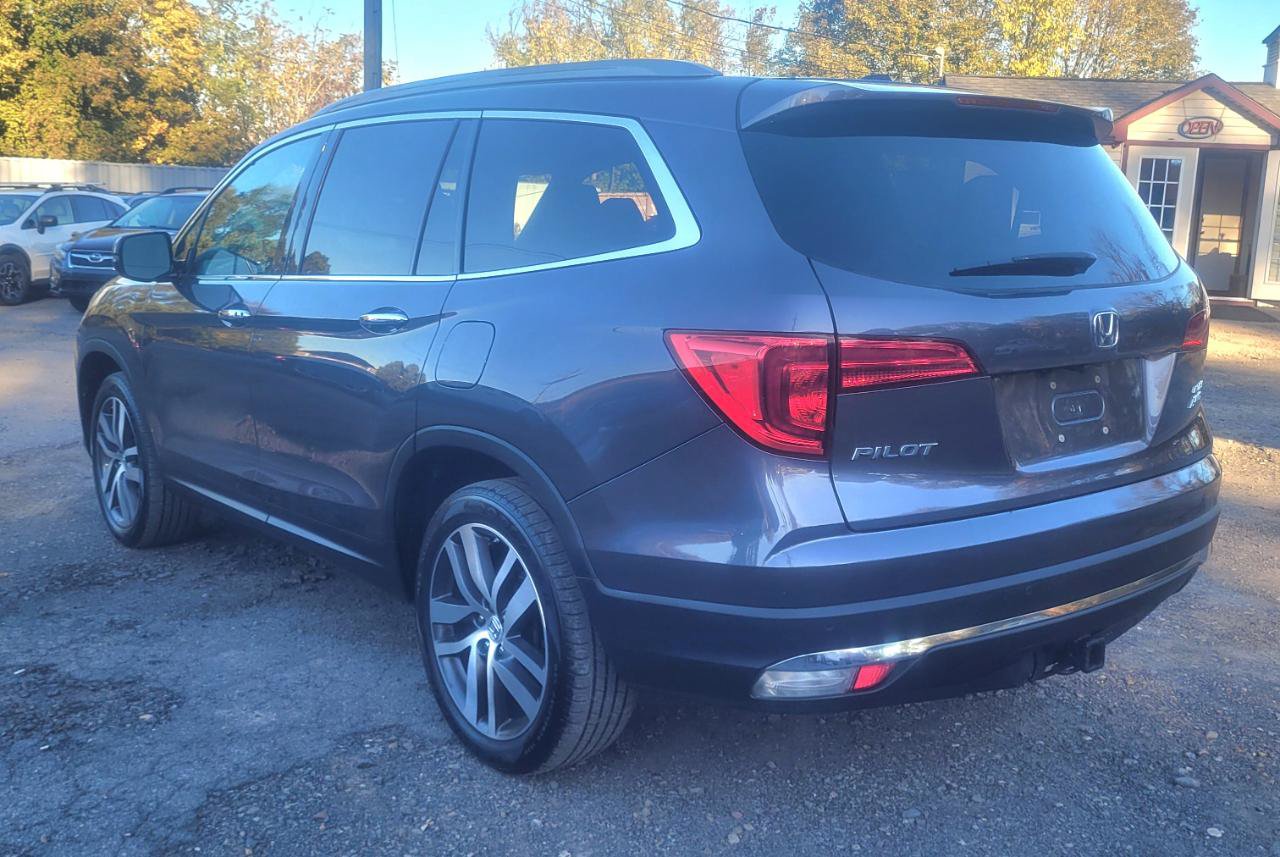 Used 2017 Honda Pilot Elite image 6