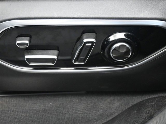 Used 2022 Jeep Grand Cherokee Summit w/ Trailer Tow Prep Group (B) image 18