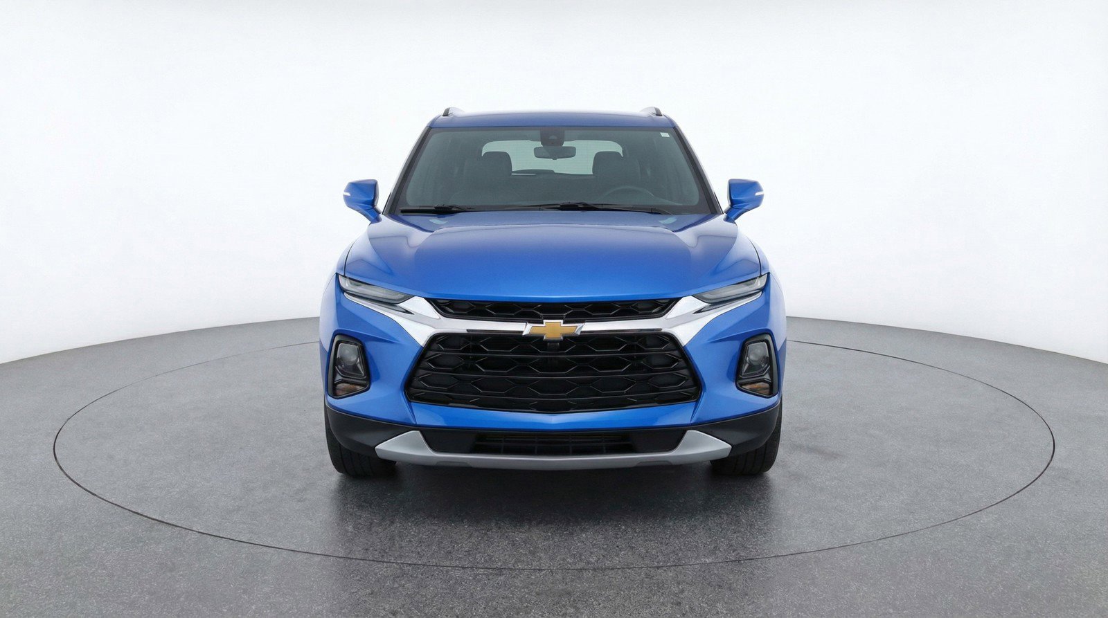 Used 2025 Chevrolet Blazer LT image 2