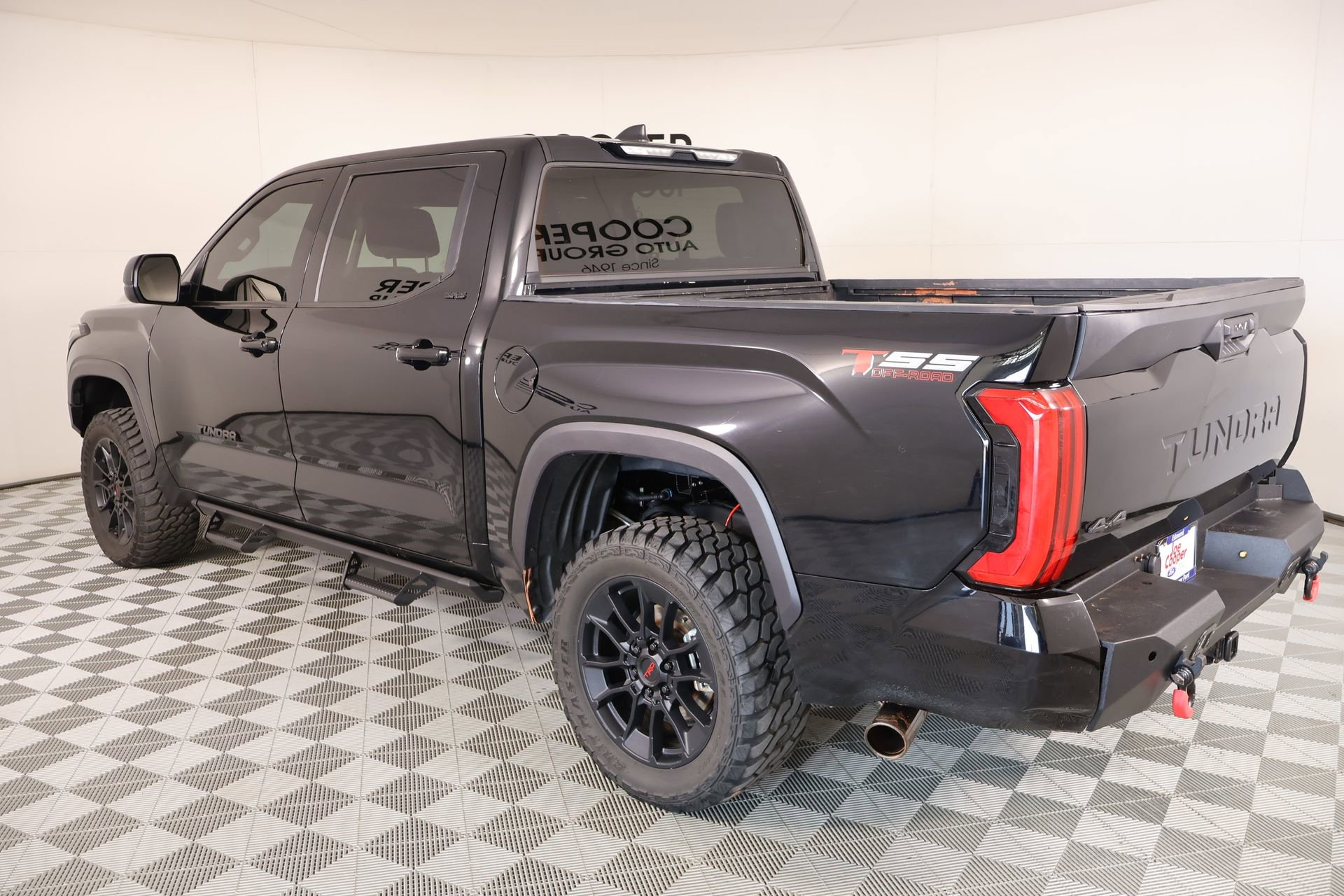 Used 2024 Toyota Tundra SR5 w/ SR5 Premium Package image 22