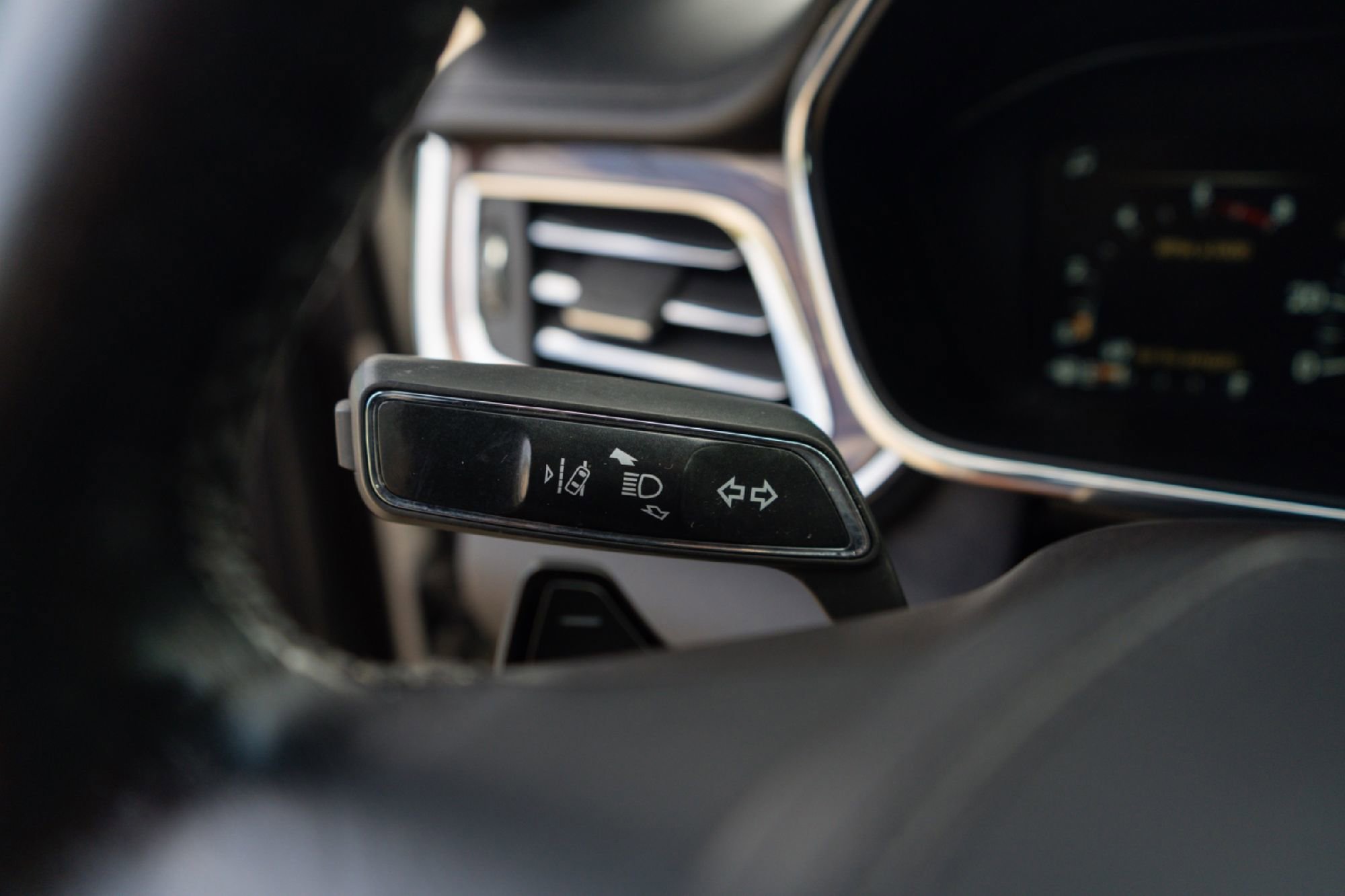 Used 2018 Lincoln Continental Reserve image 13