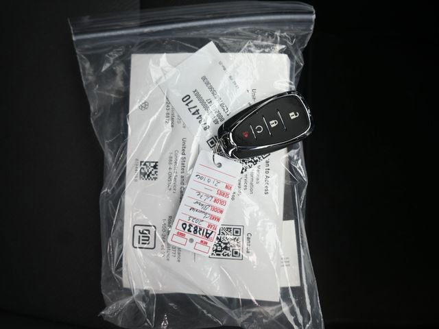 Used 2025 Chevrolet Blazer LT image 10