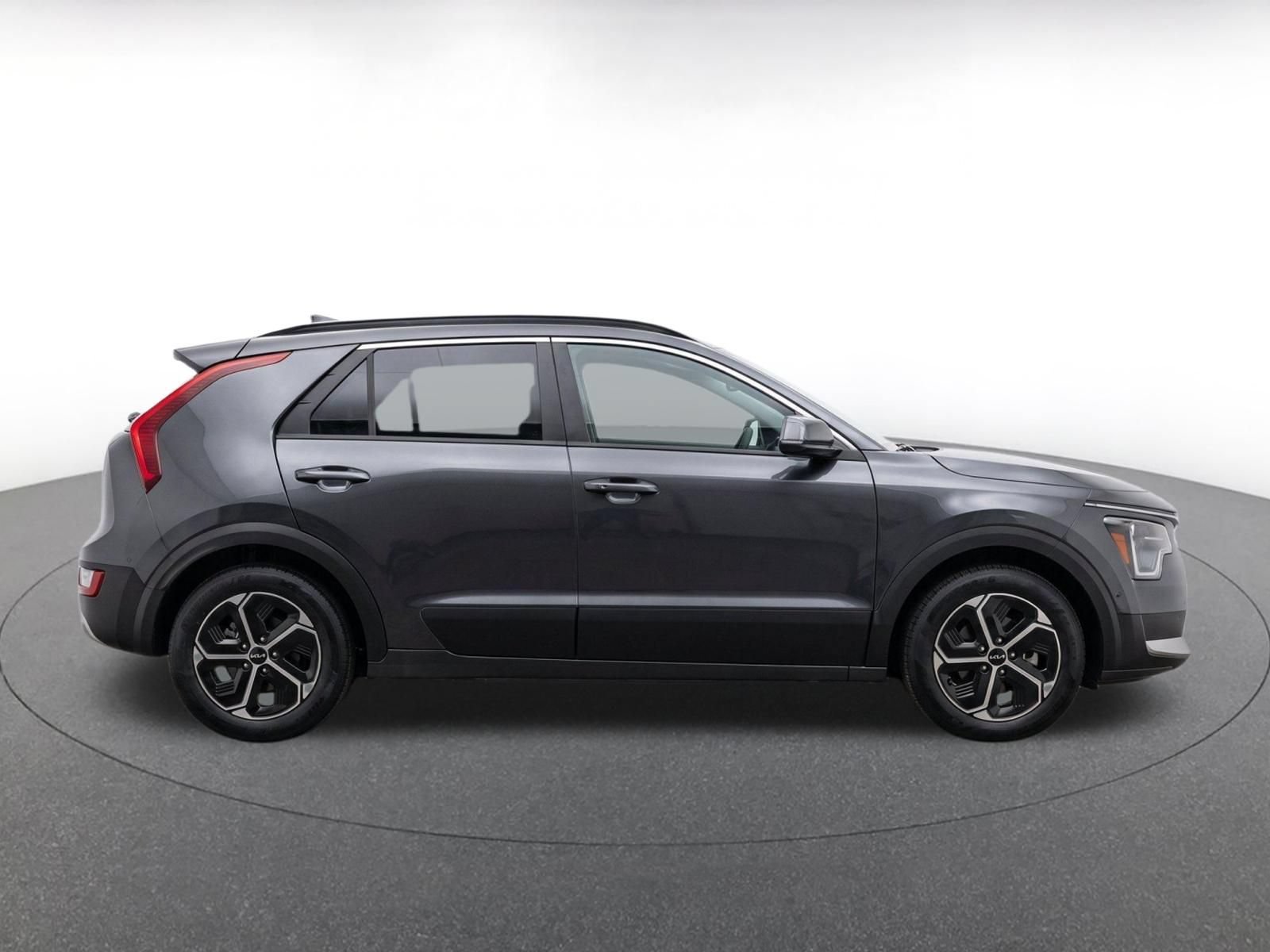 Used 2026 Kia Niro LX FWD image 10
