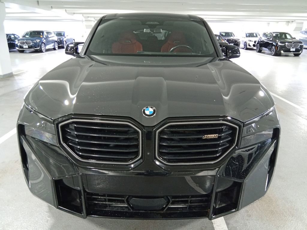 Used 2023 BMW XM AWD/4WD image 2