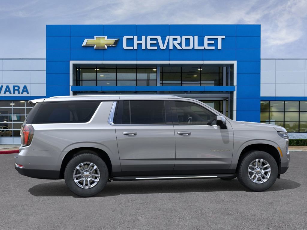 New 2026 Chevrolet Suburban LS RWD image 5