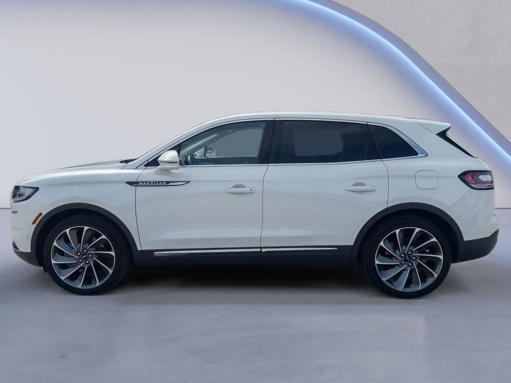 Used 2023 Lincoln Nautilus Reserve w/ Equipment Group 202A image 2