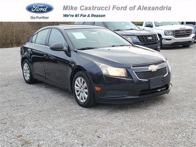 Used 2011 Chevrolet Cruze LS image 1