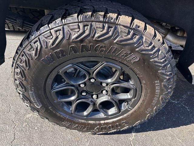 Certified 2024 Chevrolet Silverado 1500 ZR2 w/ ZR2 Bison Edition image 12