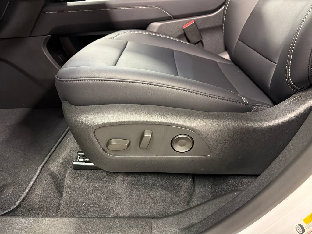 New 2026 GMC Acadia Elevation w/ Black Edition AWD/4WD image 24
