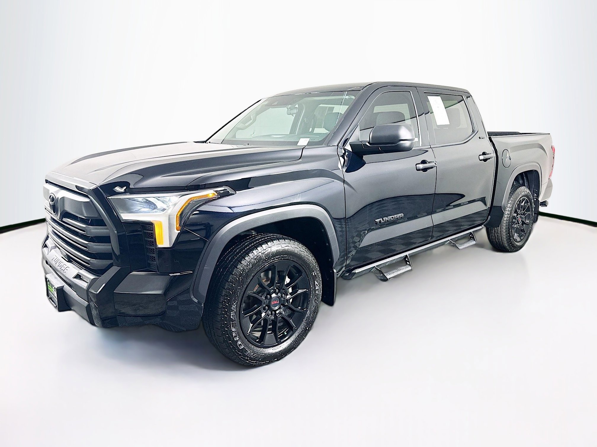 Used 2024 Toyota Tundra SR5 image 3