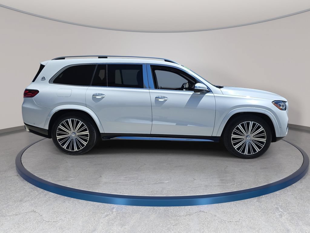 Used 2026 Mercedes-Benz Maybach GLS 600 4MATIC image 5