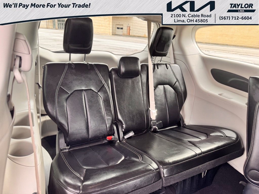 Used 2024 Chrysler Pacifica Limited FWD image 20