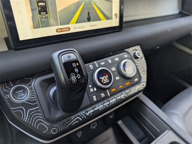 Used 2023 Land Rover Defender 110 S image 33