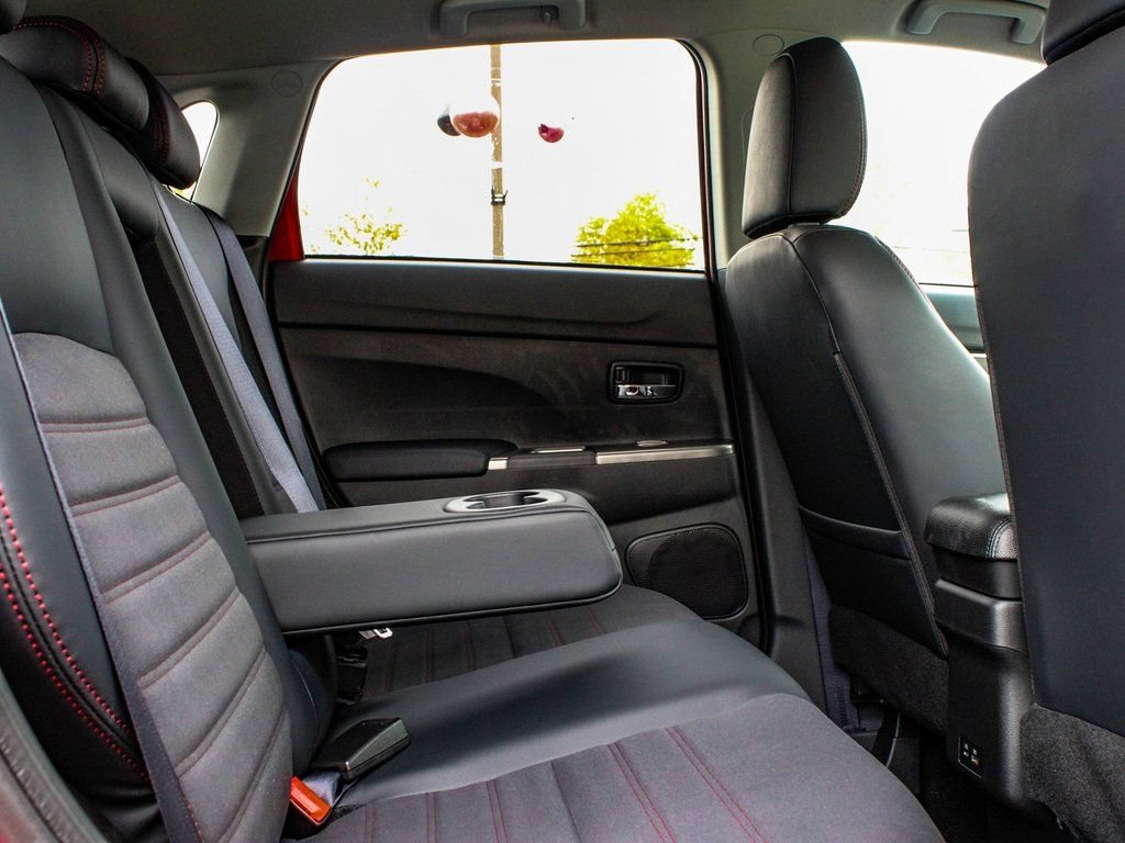 New 2025 Mitsubishi Outlander Sport SE AWD/4WD image 37