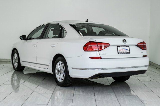 Used 2016 Volkswagen Passat 1.8T S w/ Lighting Package (P06) image 8