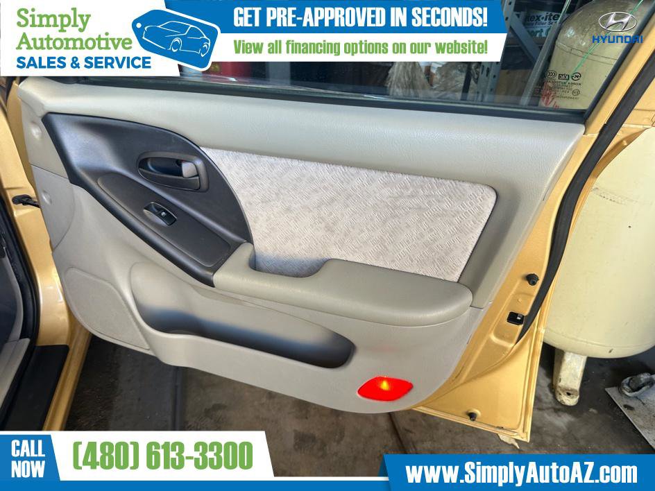 Used 2004 Hyundai Elantra GLS image 18