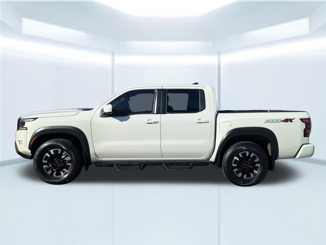 Used 2024 Nissan Frontier PRO-4X w/ Pro Convenience Package image 2
