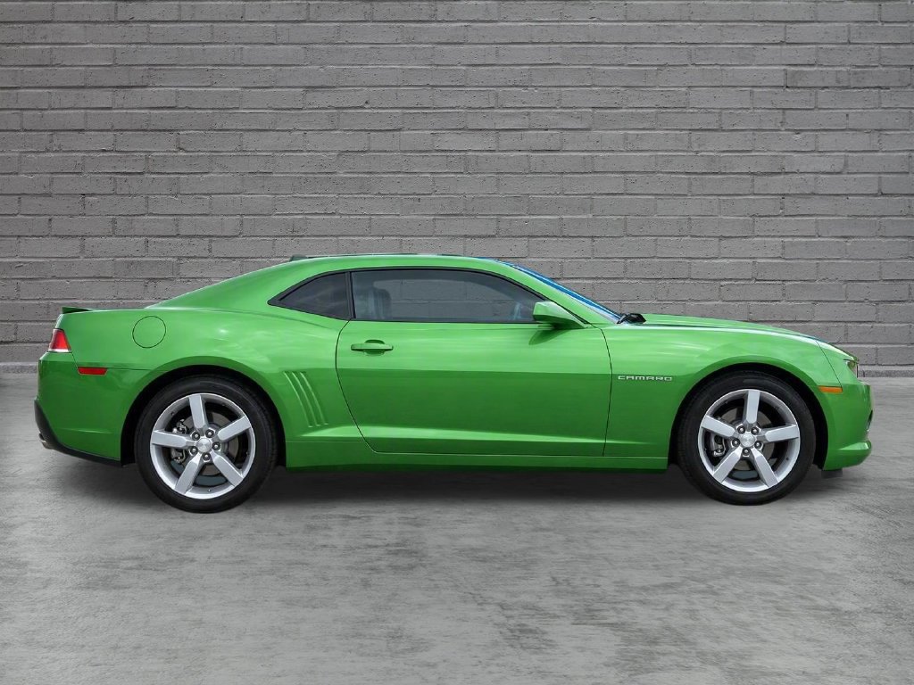 Used 2010 Chevrolet Camaro LT RWD image 9