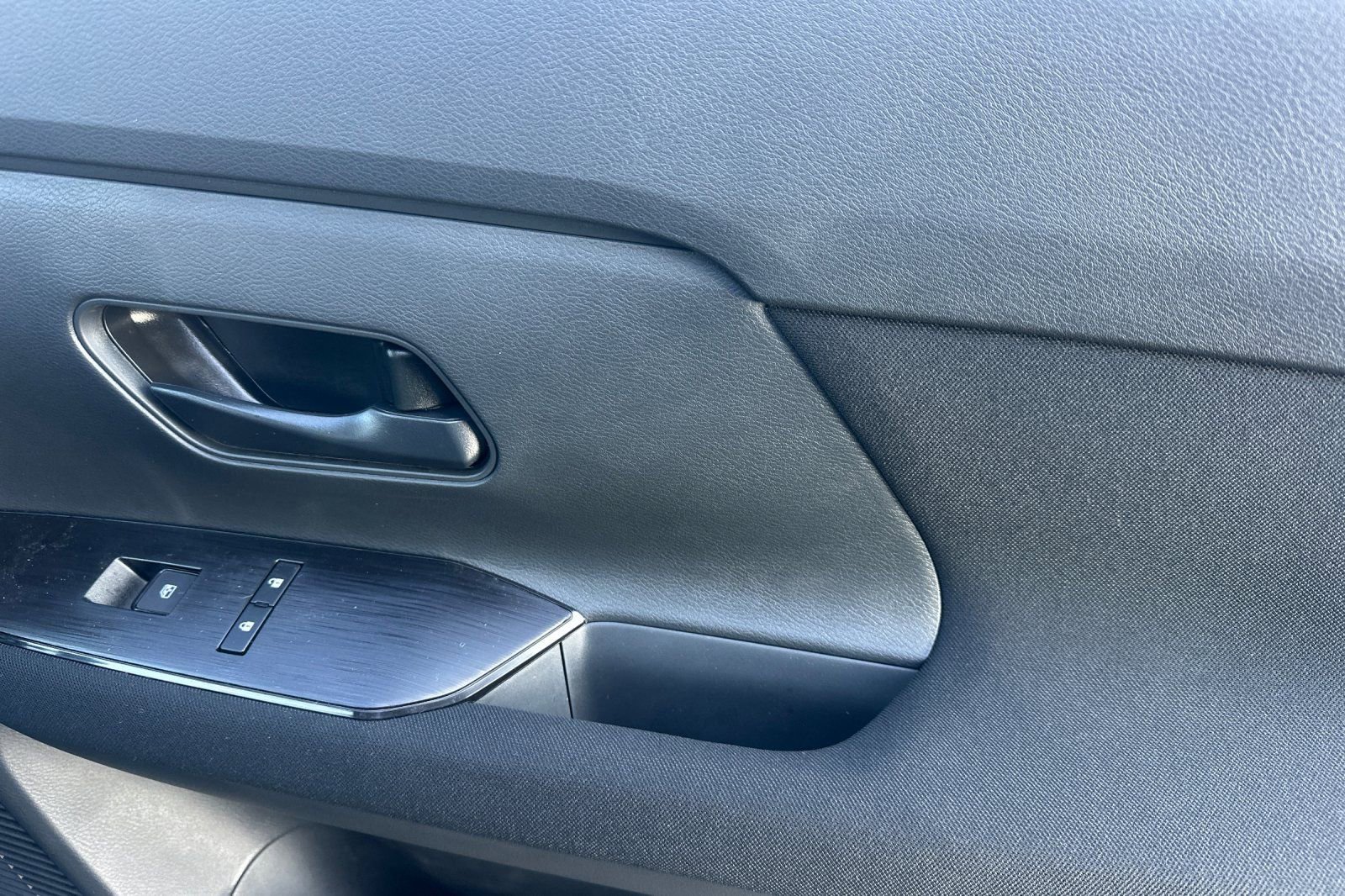 New 2026 Nissan Kicks S w/ Charging Package image 21