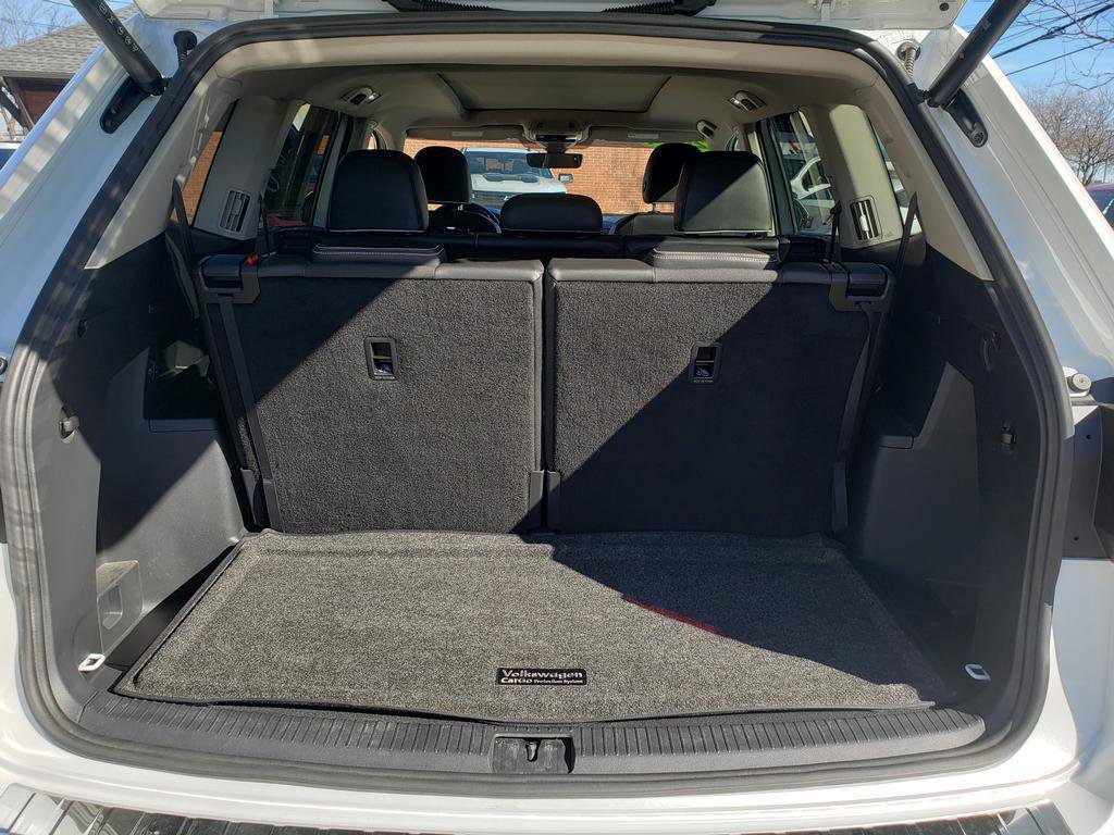 Used 2024 Volkswagen Atlas SEL Premium R-Line image 7