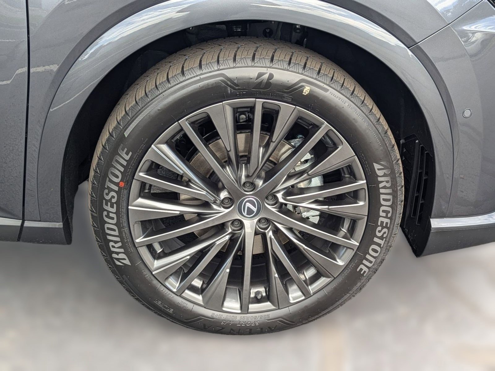 New 2025 Lexus RX 350h image 11