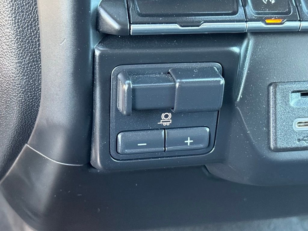 Used 2020 Chevrolet Silverado 1500 LT w/ Texas Edition image 27