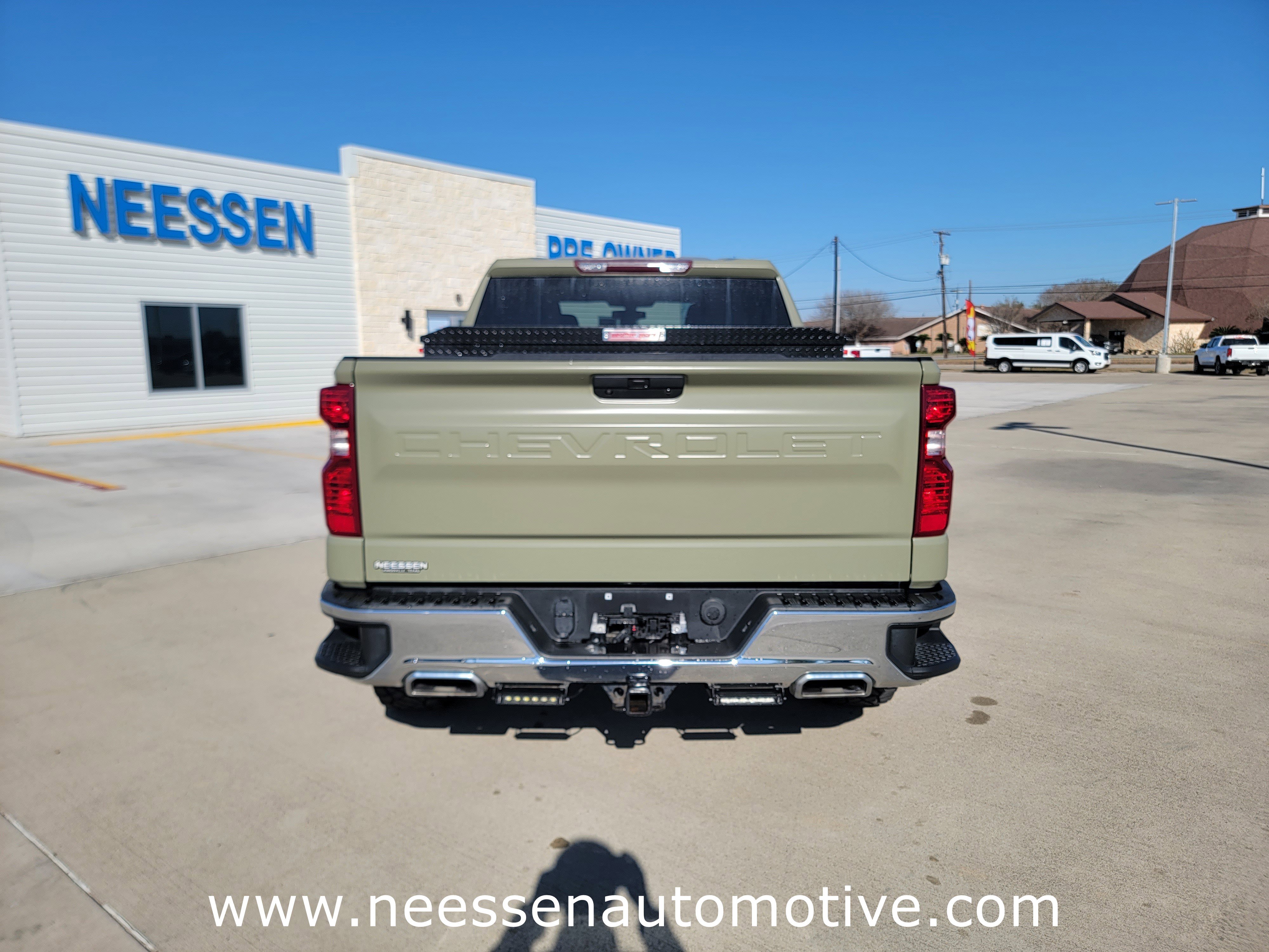 Used 2020 Chevrolet Silverado 1500 LT w/ Texas Edition image 6