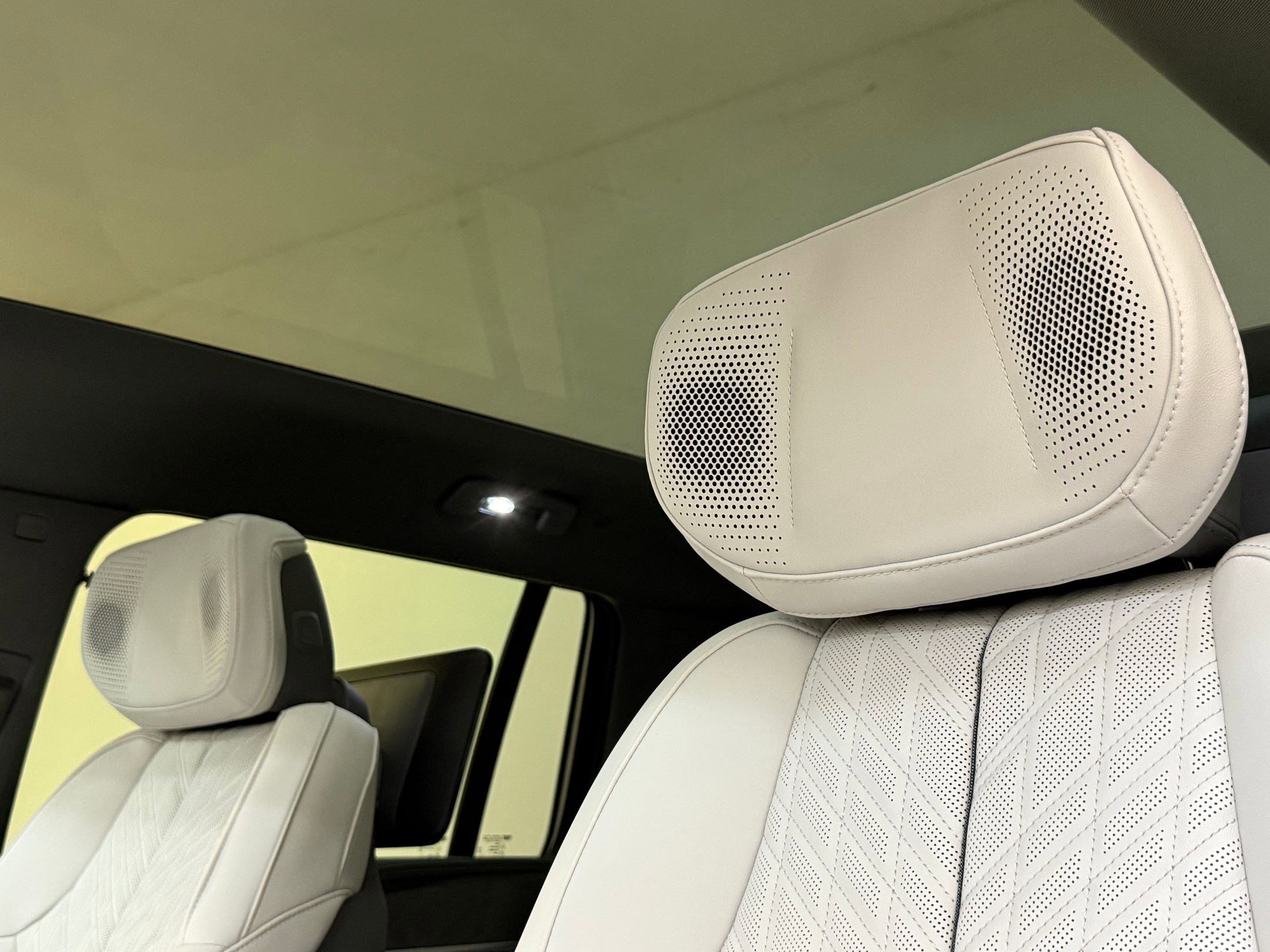 New 2026 Cadillac Escalade IQL Luxury image 28
