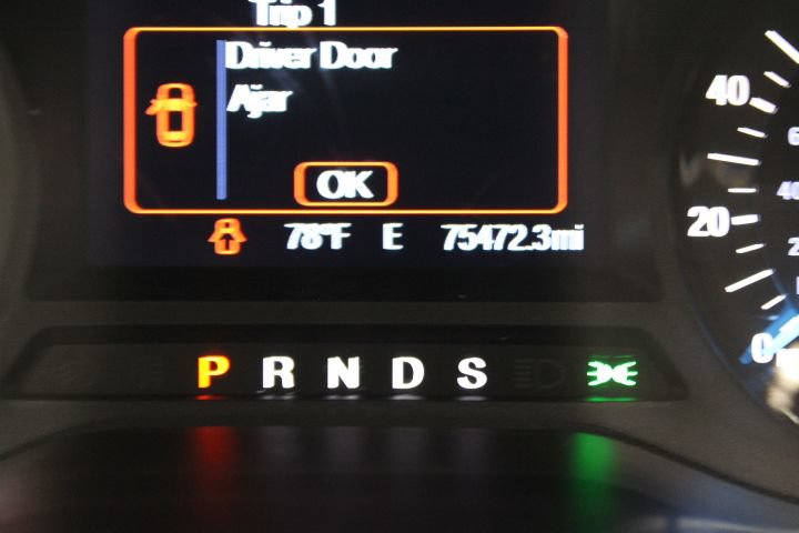 Used 2017 Ford Edge SEL FWD image 5