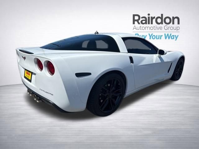 Used 2005 Chevrolet Corvette Coupe w/ Preferred Equipment Group RWD image 7