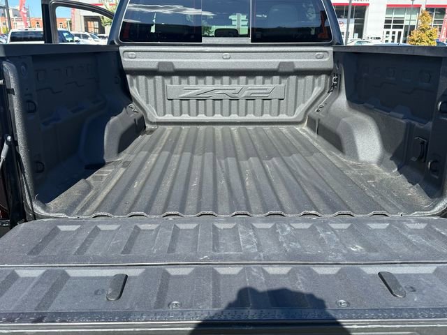 Used 2024 Chevrolet Colorado ZR2 w/ ZR2 Convenience Package III image 36