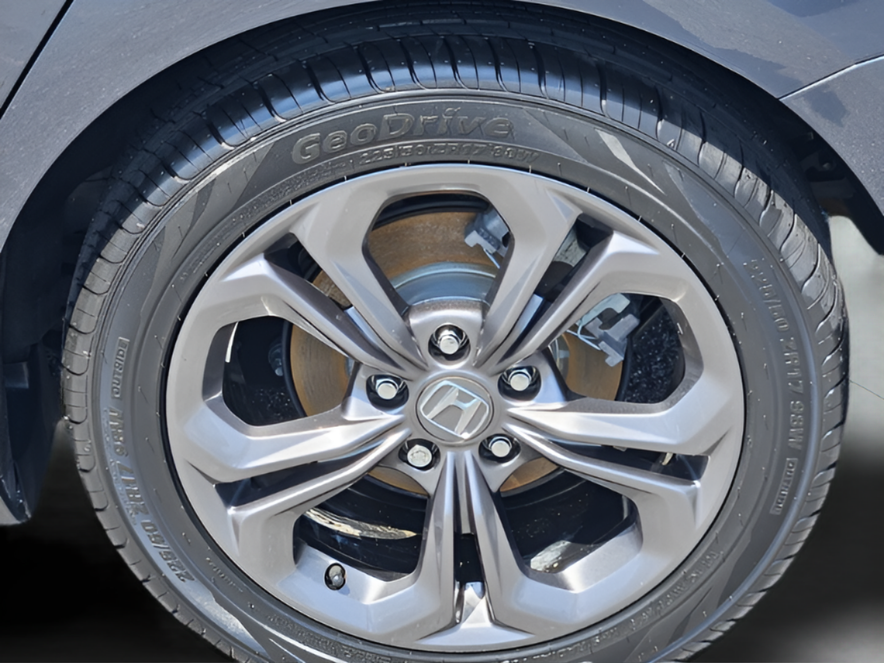 Used 2023 Honda Accord EX image 27