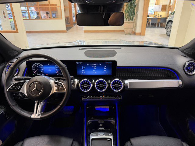 Certified 2025 Mercedes-Benz GLB 250 image 7