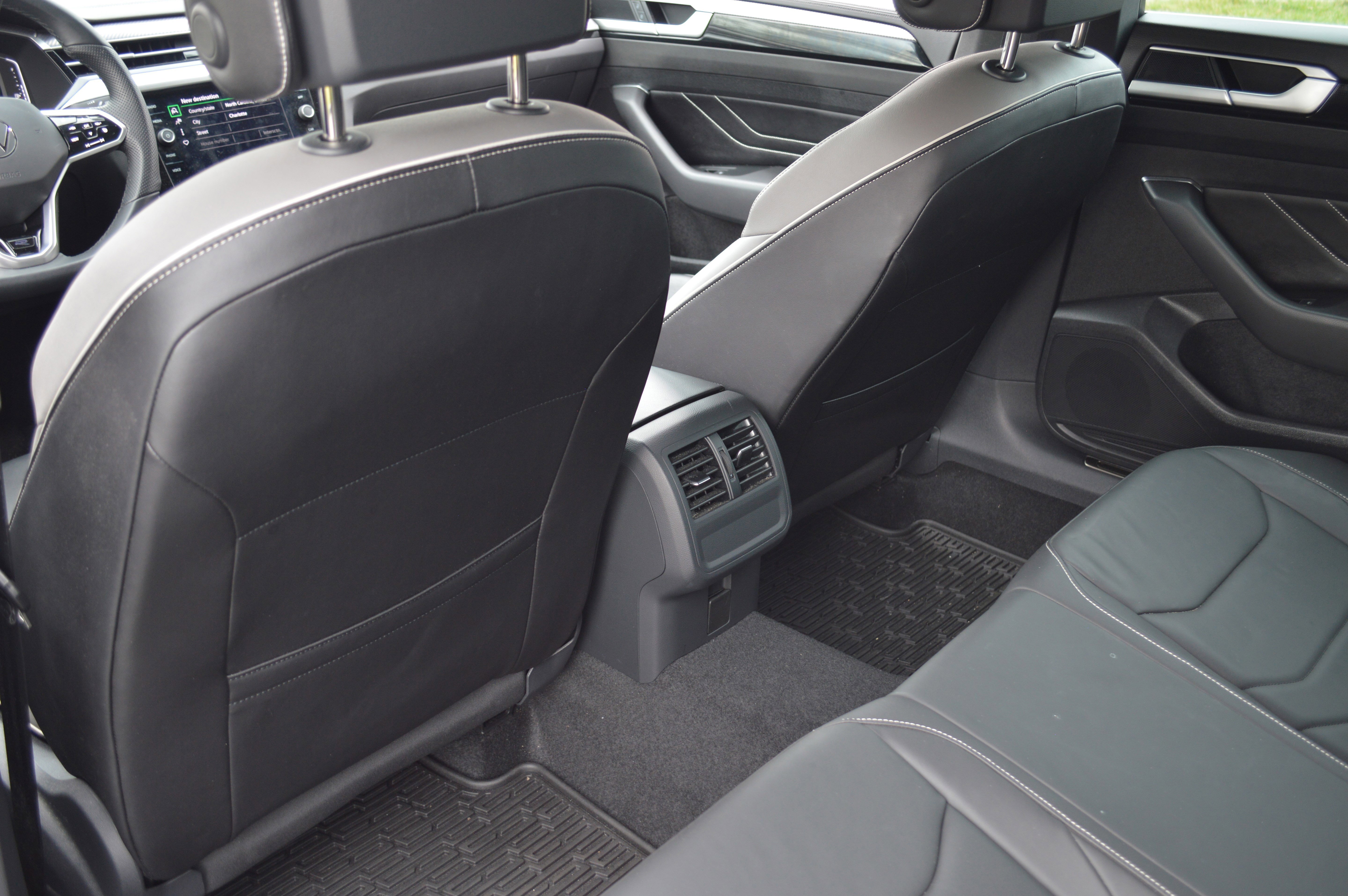 Used 2023 Volkswagen Arteon SEL image 28