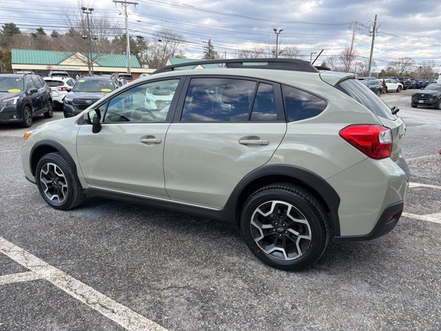 Used 2017 Subaru Crosstrek 2.0i Premium image 4