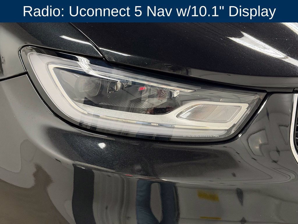 Used 2022 Chrysler Pacifica Touring-L w/ Uconnect Theater Family Group FWD image 16
