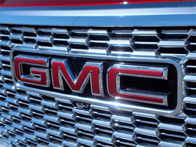 Used 2024 GMC Yukon Denali image 28