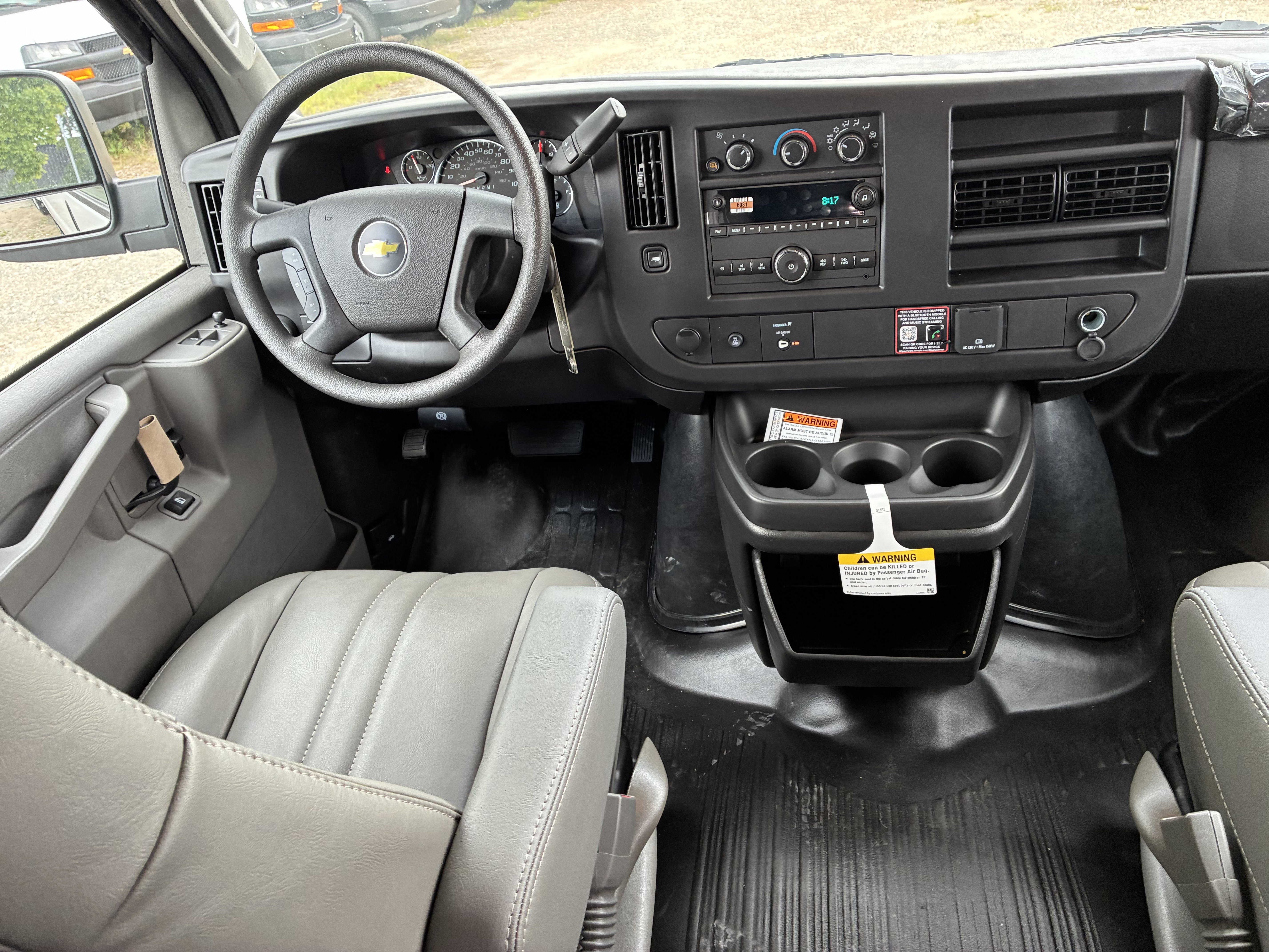 New 2026 Chevrolet Express 2500 Extended w/ Driver Convenience Package RWD image 23