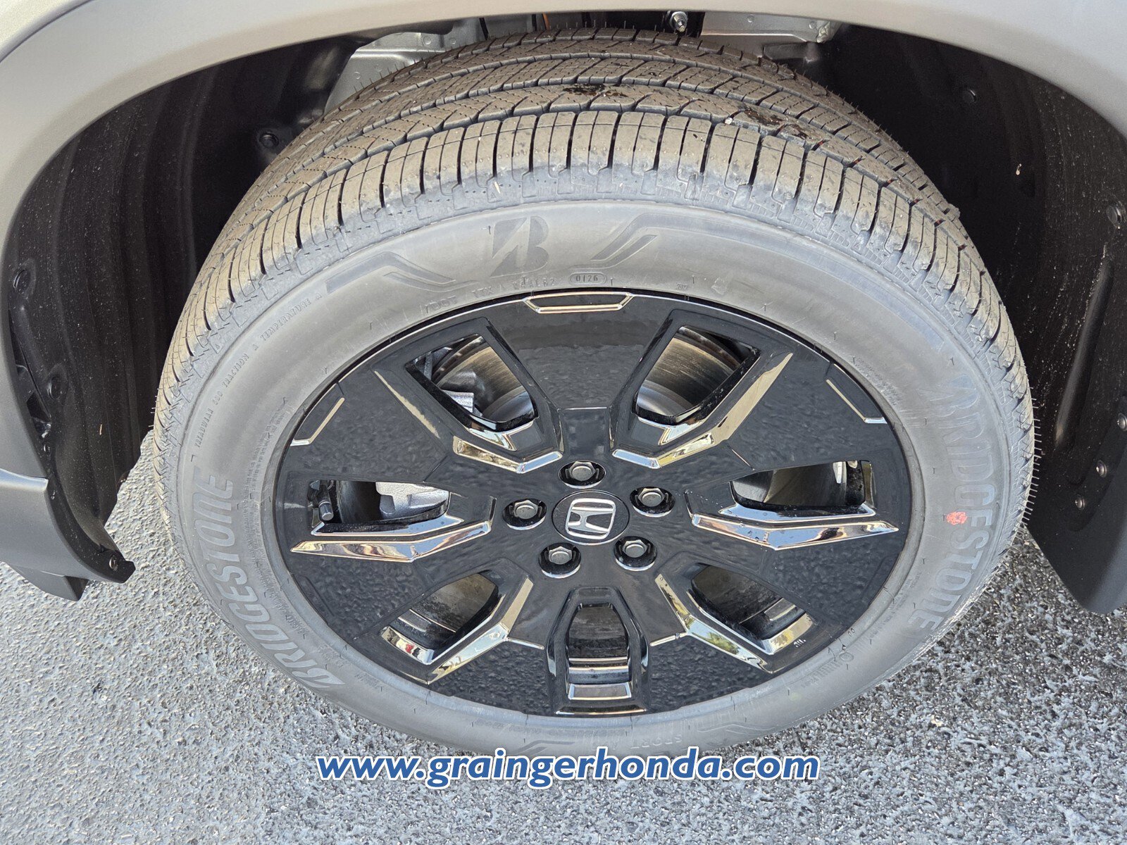 New 2026 Honda Pilot Black Edition image 13