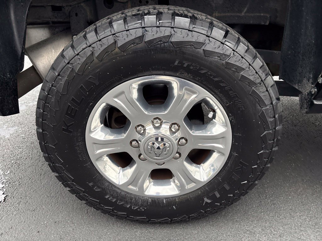 Used 2022 RAM 2500 Big Horn w/ Level C Equiment Group AWD/4WD image 14