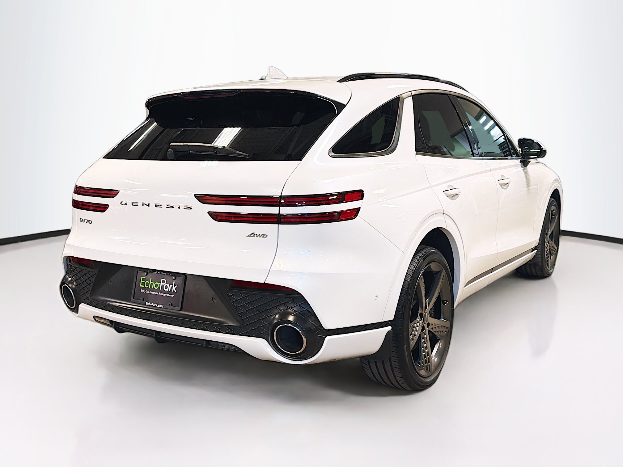 Used 2023 Genesis GV70 2.5T w/ Sport Prestige Package image 9