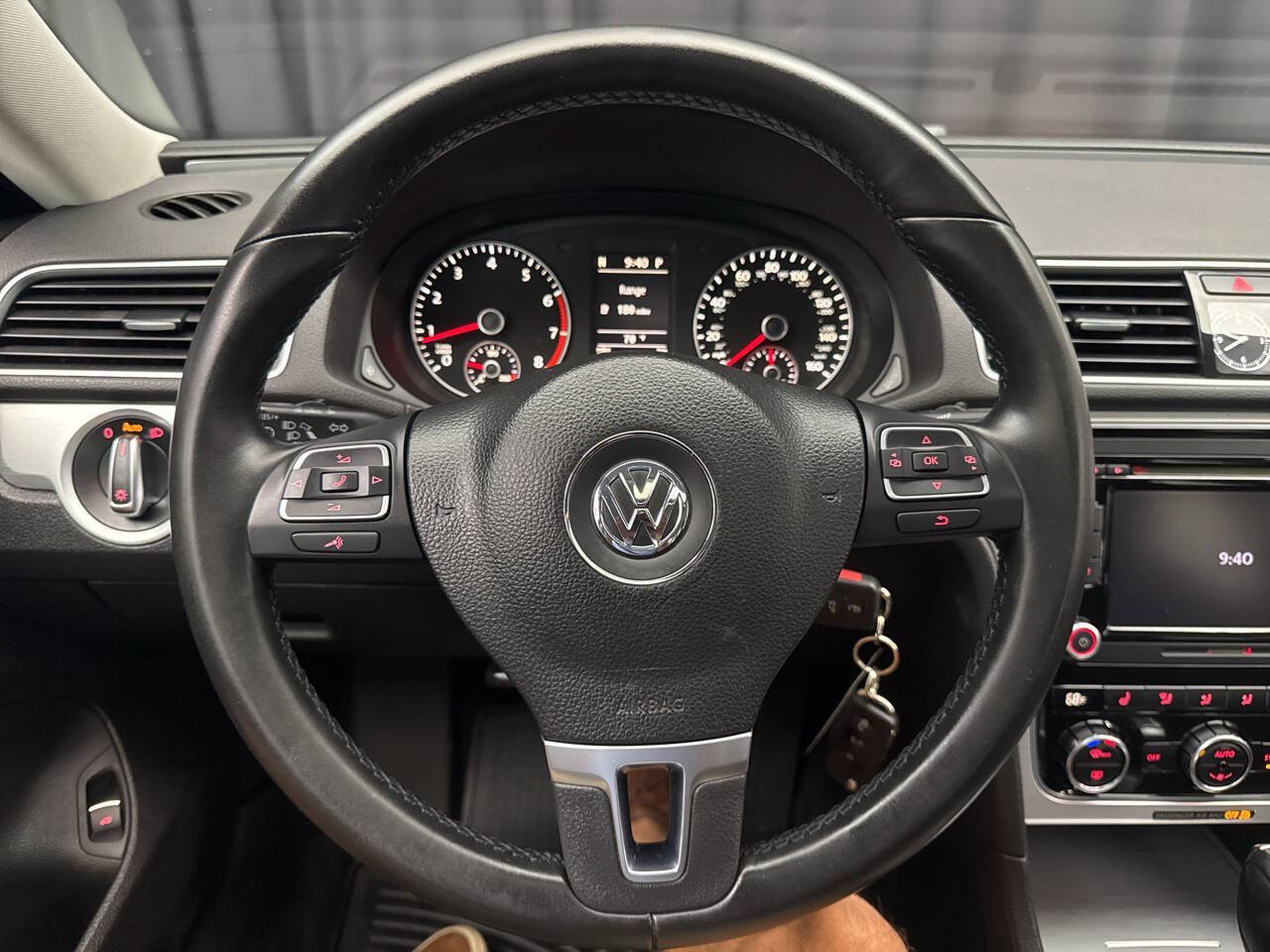 Used 2012 Volkswagen Passat 2.5 SE FWD image 10