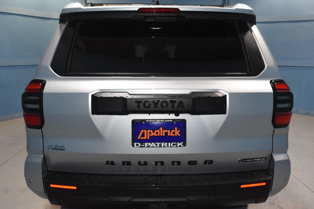 Used 2025 Toyota 4Runner TRD Off-Road Premium AWD/4WD image 32